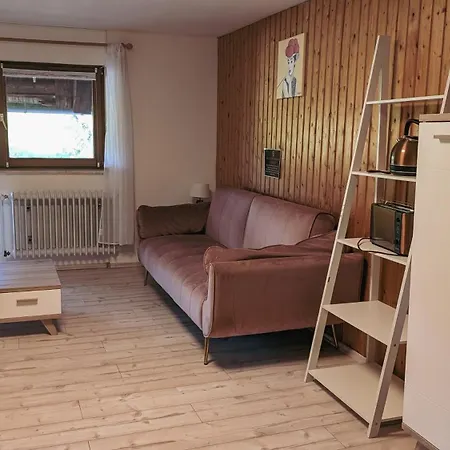 Zum Wilden Michel Апартаменты Linach